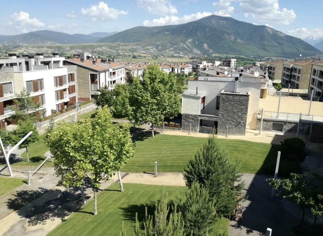 Appartement Deluxe Pirineos à Sabiñánigo Extérieur photo